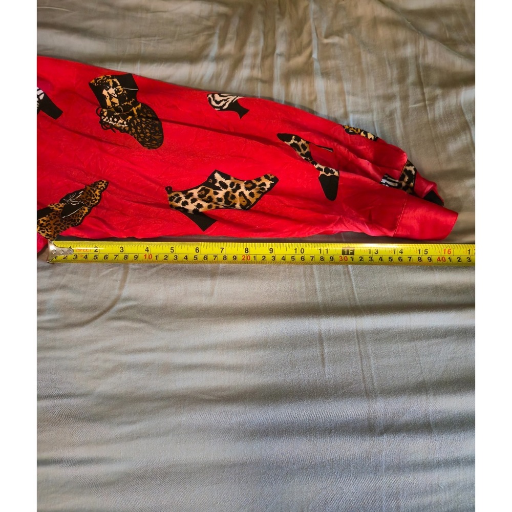 Vintage 100% Silk Red Shoe Print Shirt 1X Shoulder Pads 80s Retro Maximalist - Picture 5 of 5
